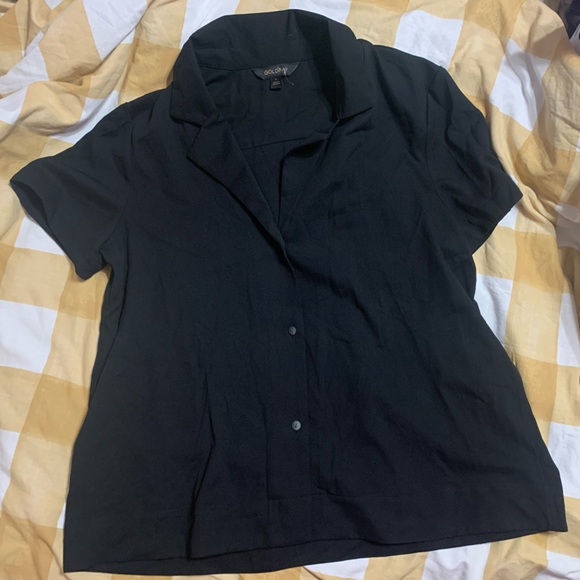 Black top - Picture 1 of 4